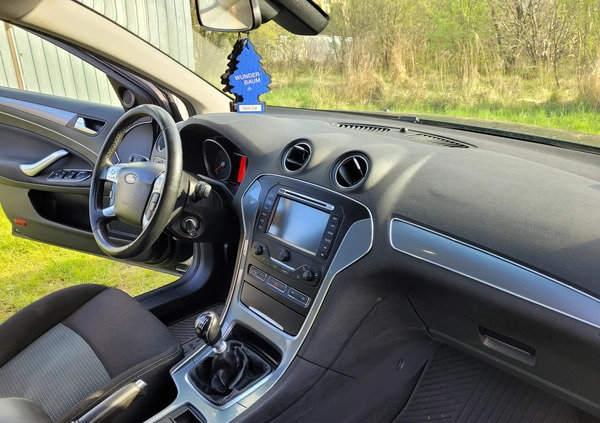 Ford Mondeo cena 20900 przebieg: 156000, rok produkcji 2011 z Częstochowa małe 137